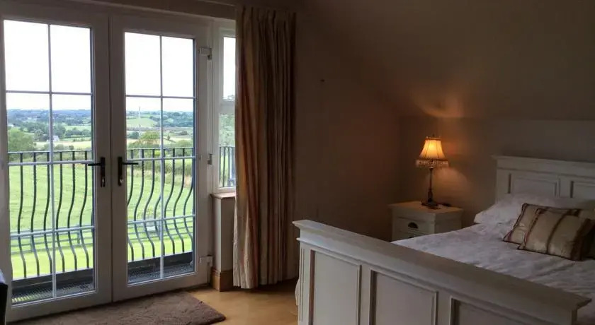 Bed & breakfast Hilltop Lodge