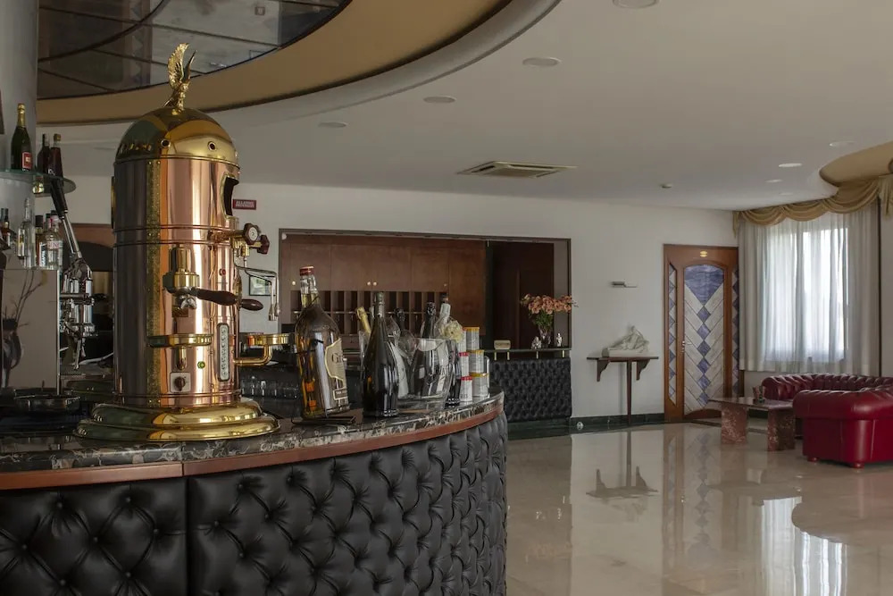 Hotel Paradiso