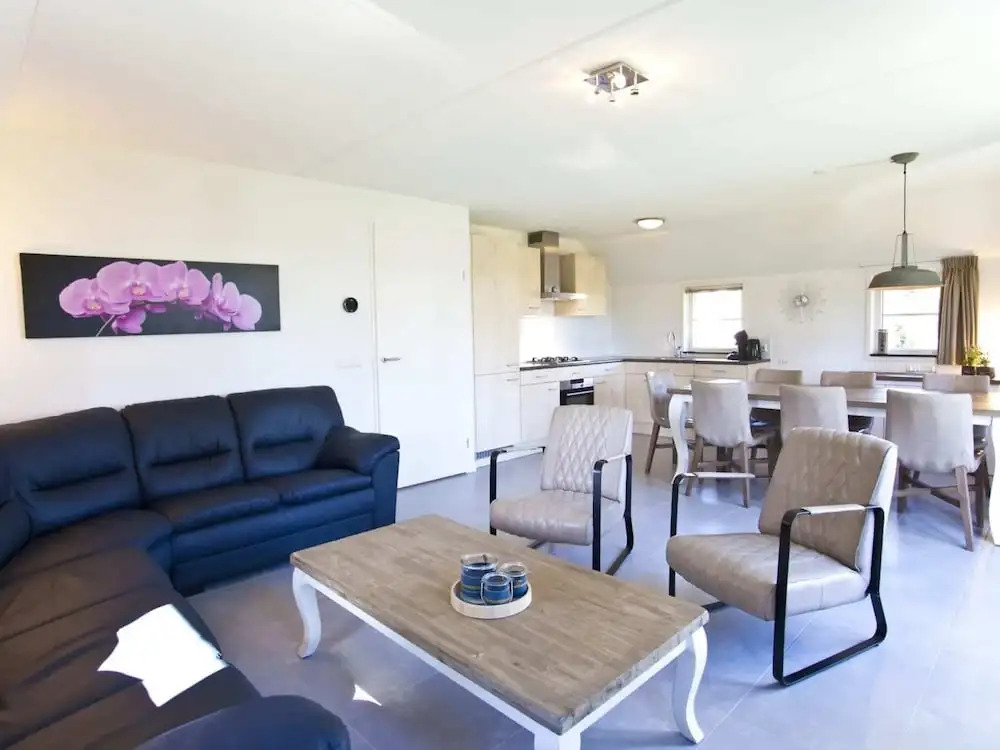 Luxury Villa in Arnhem With Parking
