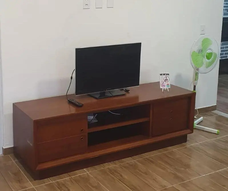 Casa com 2 dormitórios entre Praia do Rosa e Barra de Ibiraquera