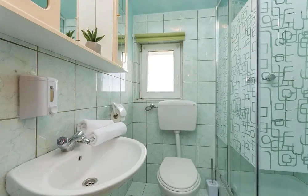 Beautiful Home in Nadin With Wifi and 3 Bedrooms