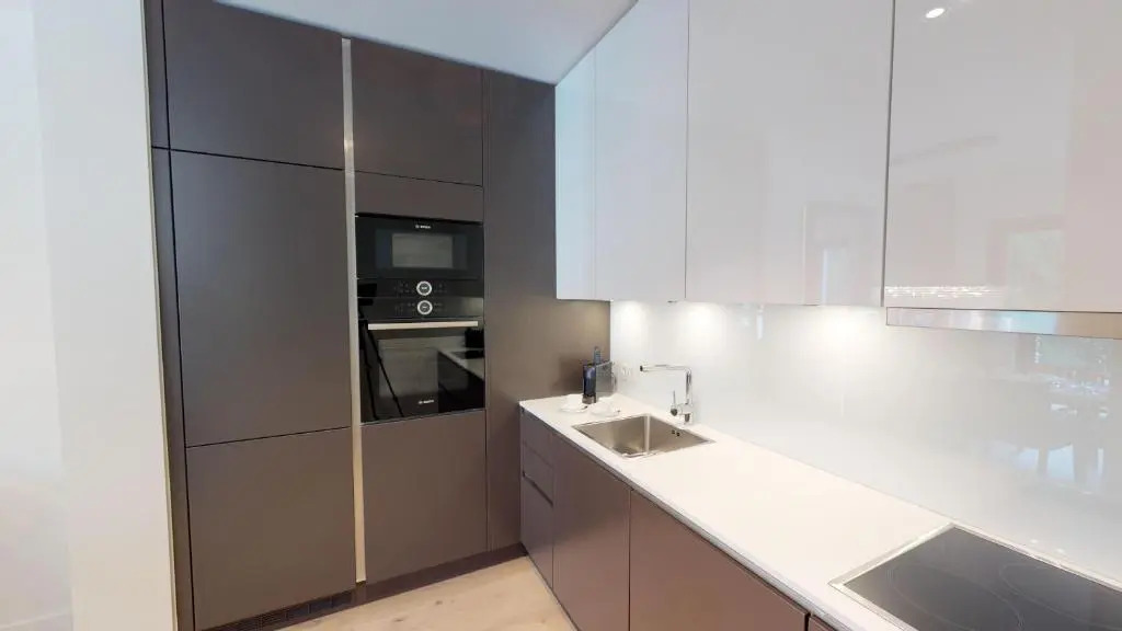White Pearl Apartment 3.04