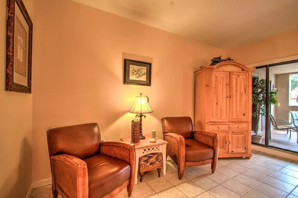 7148 Harbourside II 2 Bedrooms 2 Bathrooms Villa