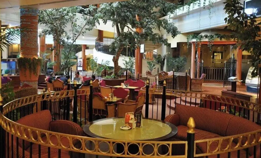 Carlton Resort Hotel & Club