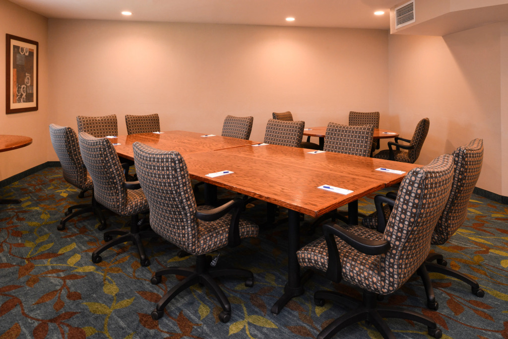 Candlewood Suites Boise - Towne Square by IHG