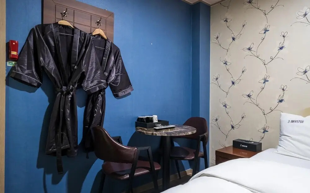 Seongnam Je Motel