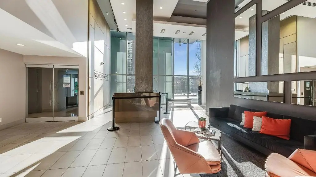 *Prestigious Promontory 2 bedroom w/Ocean Views