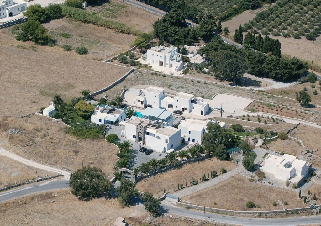 Pyrgaki Hotel