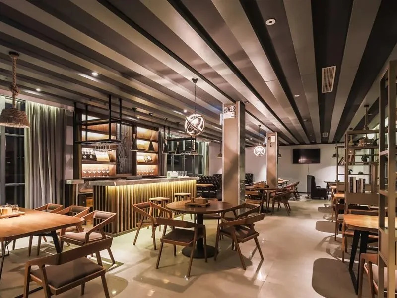 Lestie Hotel (Nanjing Xianlin college town)