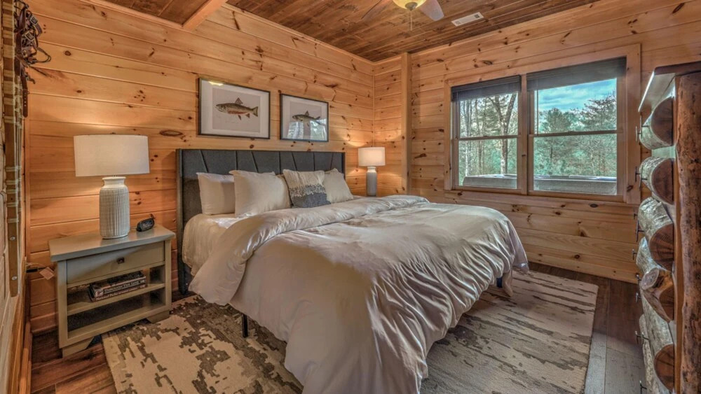 Aska Pines by Escape to Blue Ridge