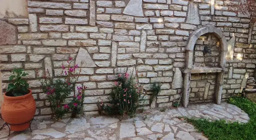 Lefkothea Apartments