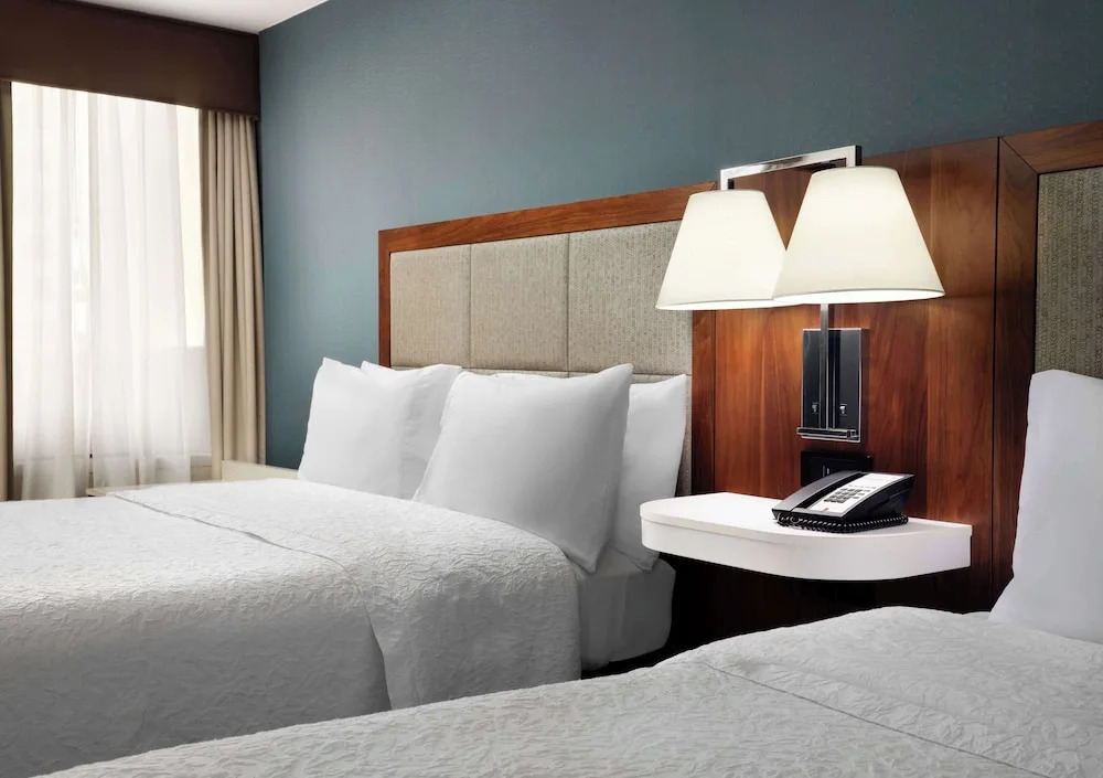 Avenue Crowne Plaza