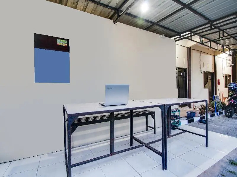 SPOT ON 91752 Izzami Homestay Syariah