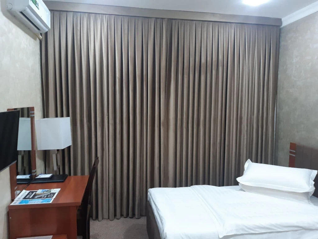 Zarafshan Grand Hotel FIEZ