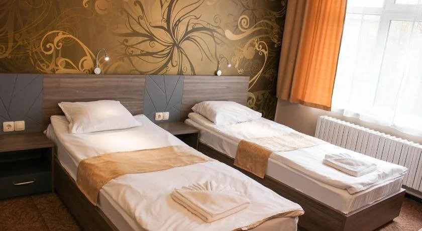 Hotel Ezeroto