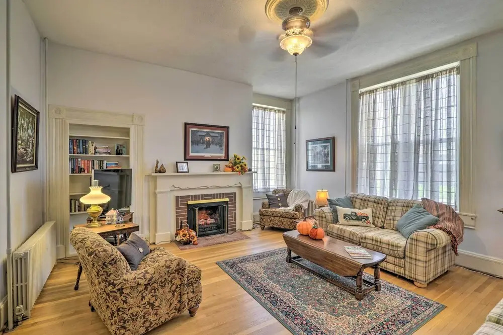 Historic West Virginia Home Built in 1854!