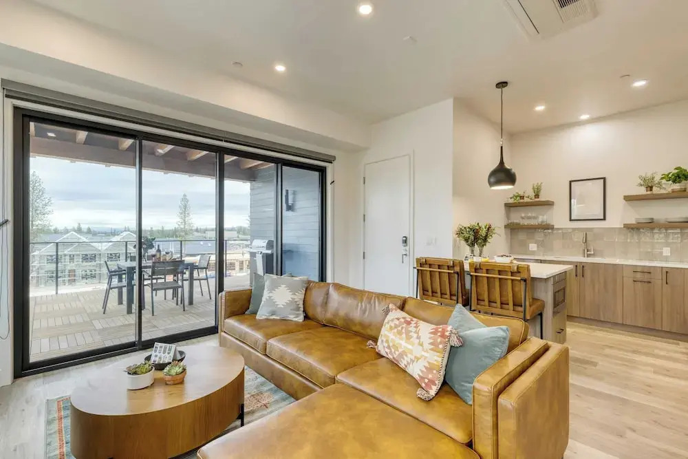 2 Units Minutes to Old Bend, Deck + Hot Tub 1204 Skyline Ranch by Avantstay
