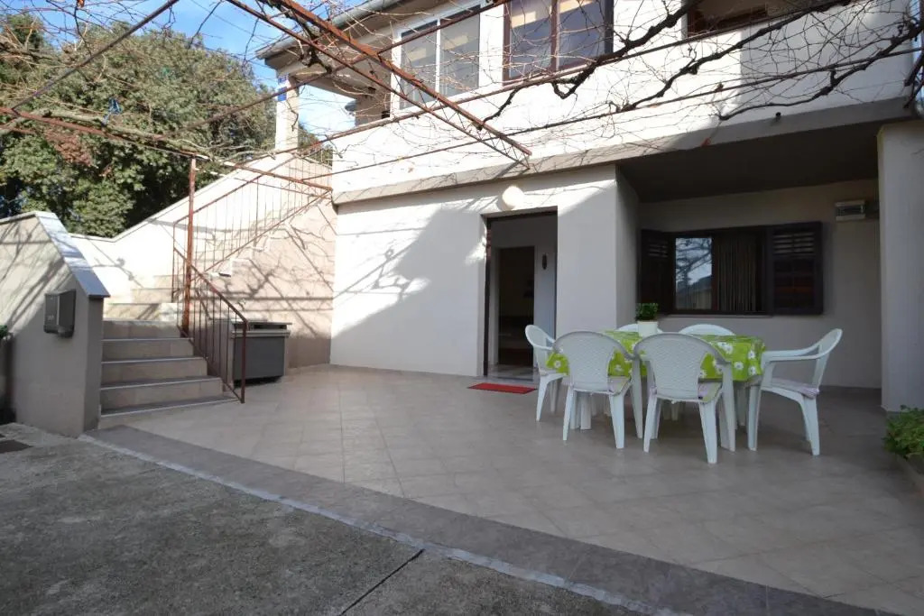 Apartments Krešan