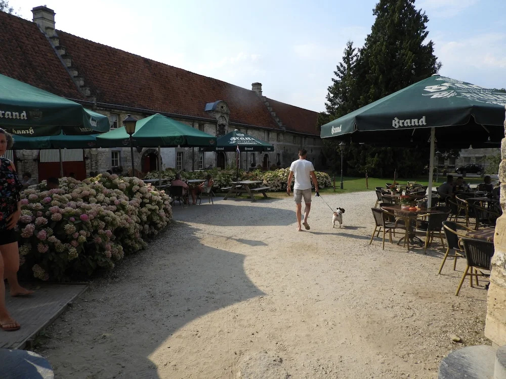Kasteel Schaloen - vakantiewoningen & hotel