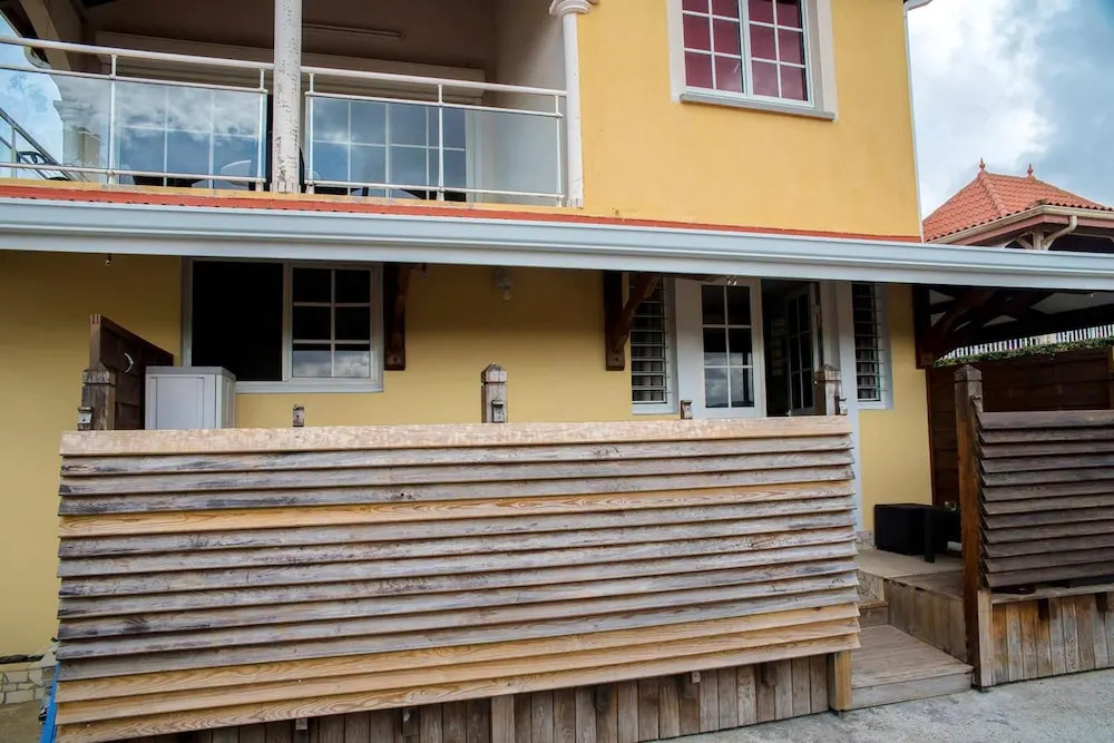 Apartment with 2 Bedrooms in Le Lamentin, with Wonderful Mountain View, Furnished Terrace And Wifi - 8 Km From the Beach