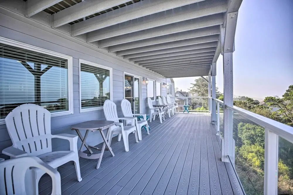 Ocean-view Lincoln City Retreat w/ 3 Viewing Decks