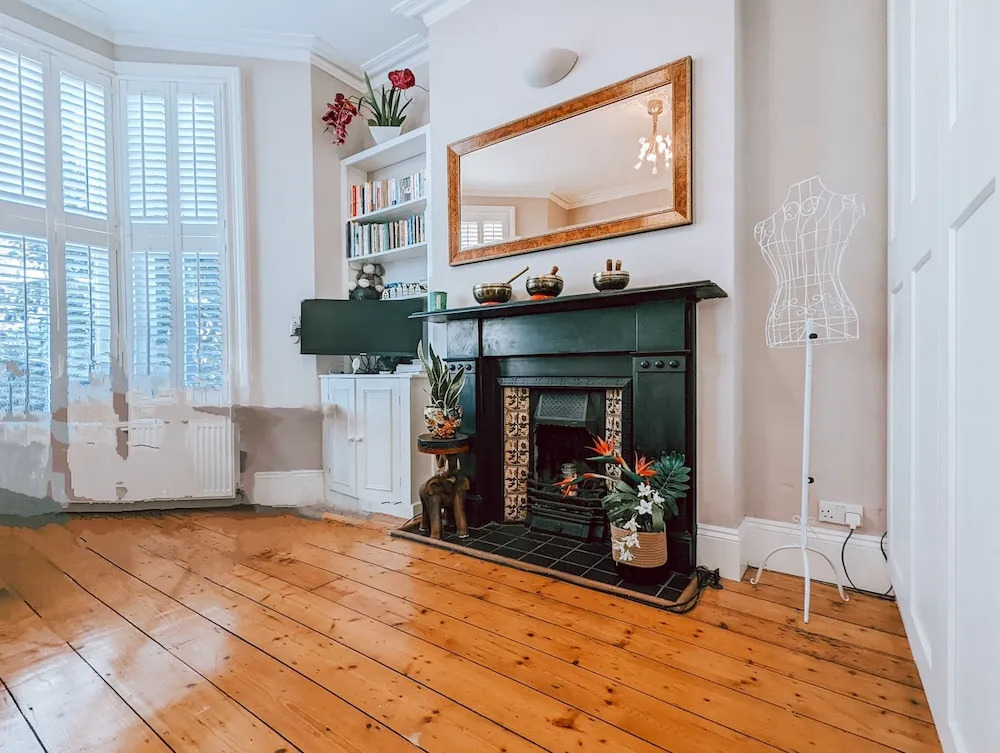 The Clapham Apartment With Private Patio