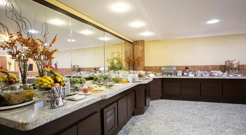 Barbur Center Hotel