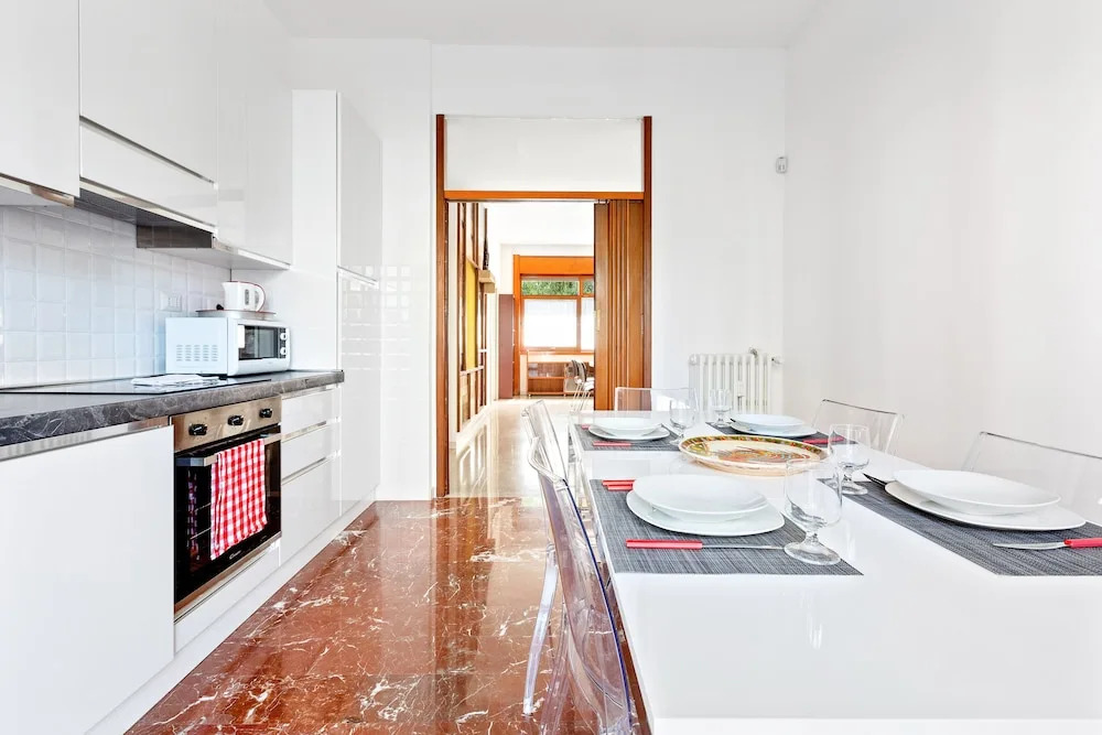 Istria & Zara Flat with Private Parking