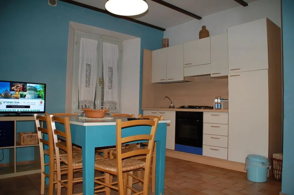 Casa Lapis