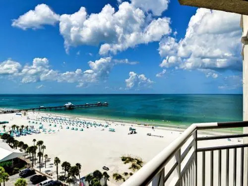 Mandalay Beach Club 1003