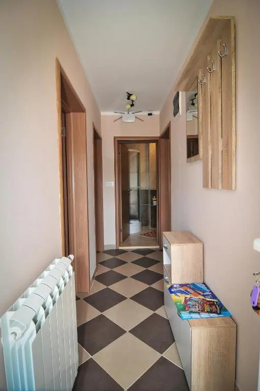 Apartment Elena