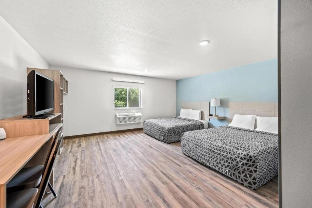 WoodSpring Suites Jackson Hub City