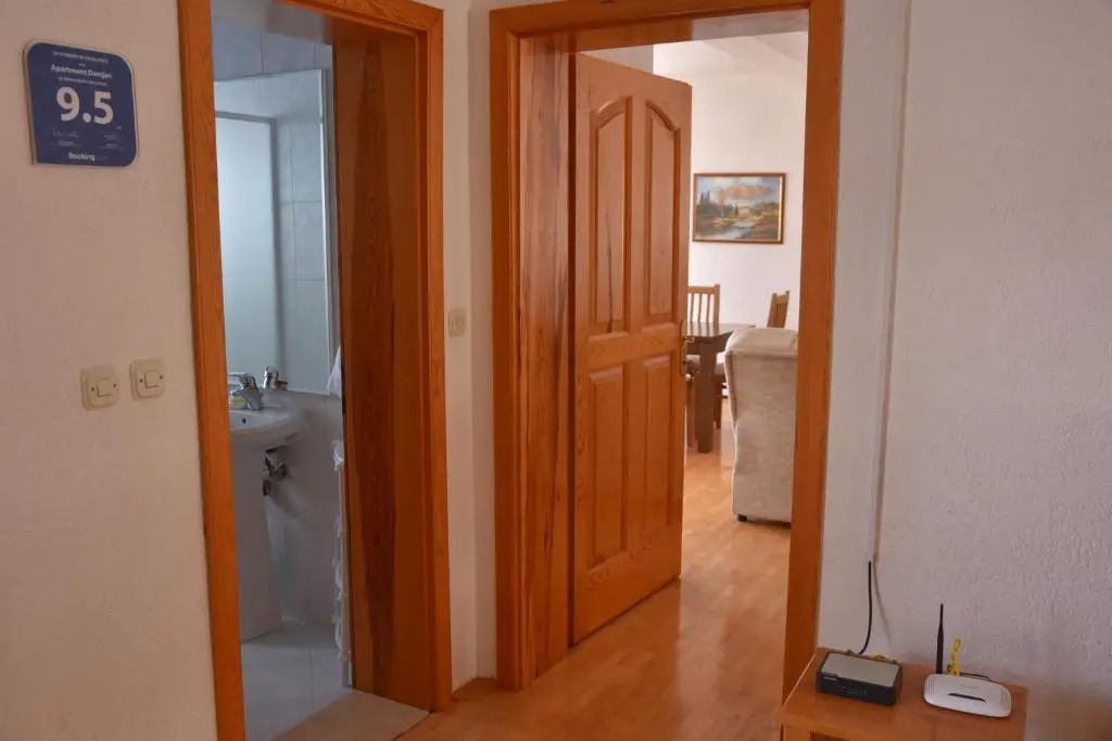 Apartment and Studio Damjan