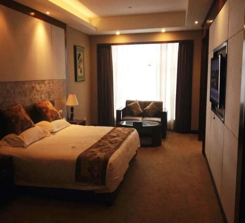 Hangzhou Binjiang Maison New Century Hotel