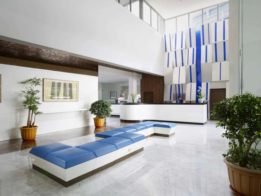 BATIQA Hotel & Apartments Karawang