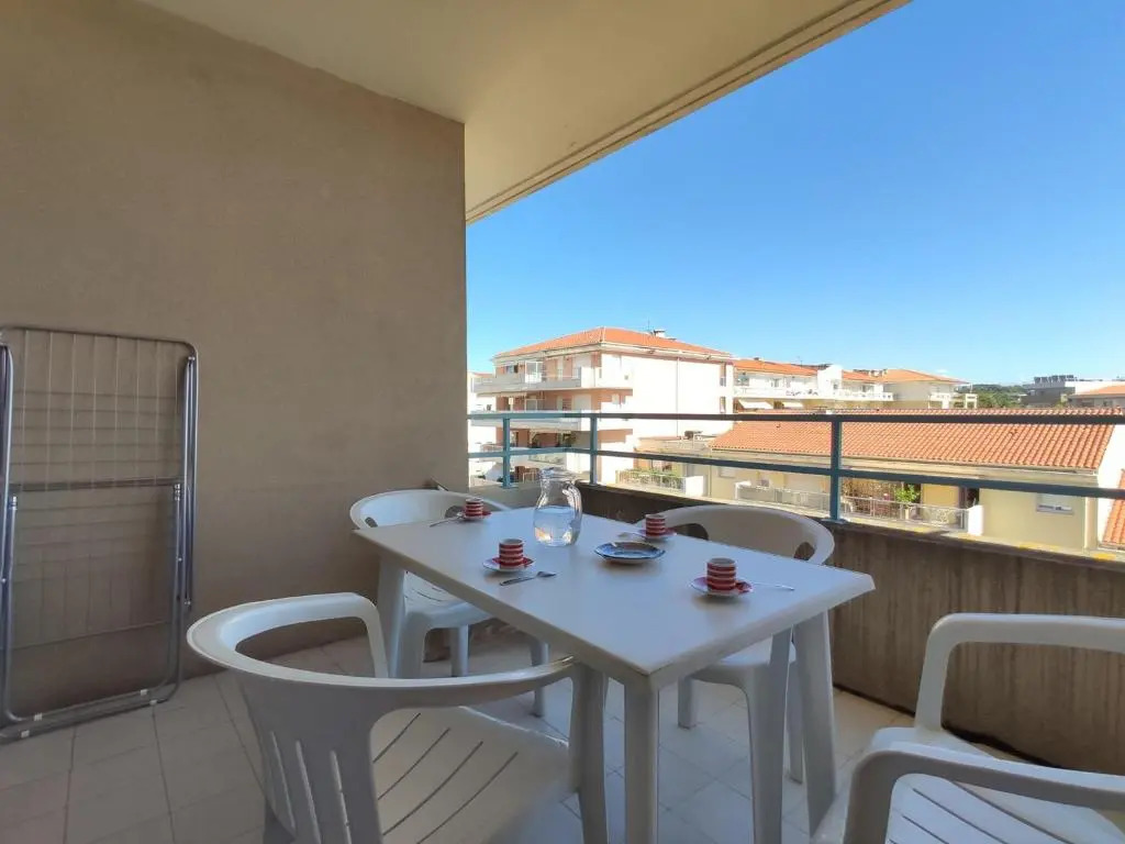 Appartement Juan les Pins, 2 pièces, 4 personnes - FR-1-252-164
