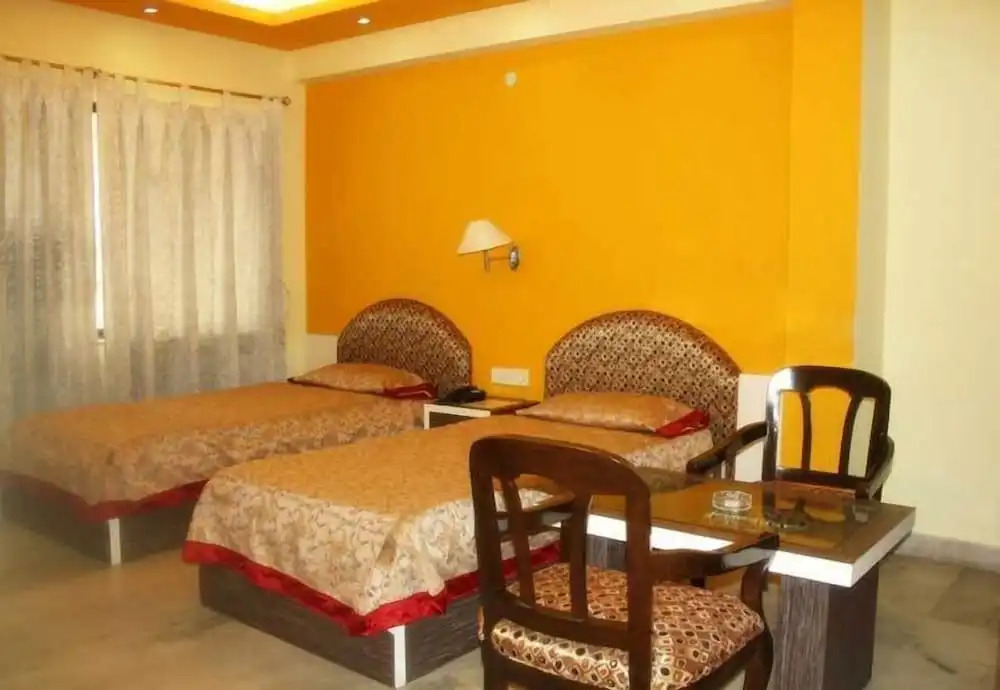 Pallavi International