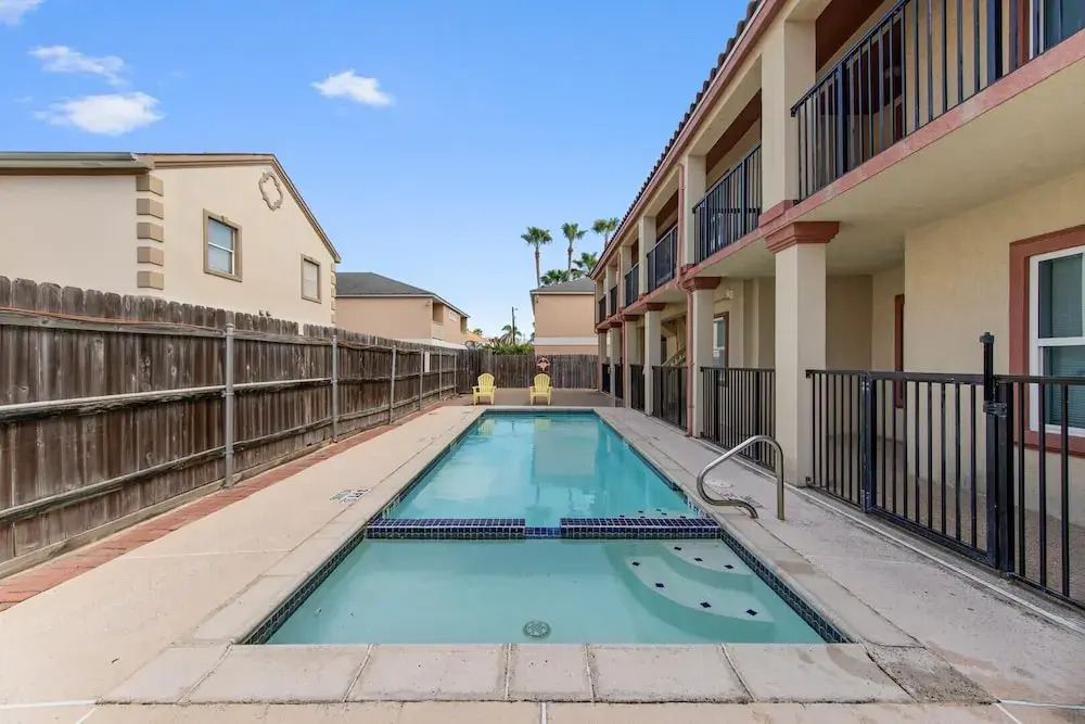 Condo w Semi-private Pool & Just 1 Block to Beach!