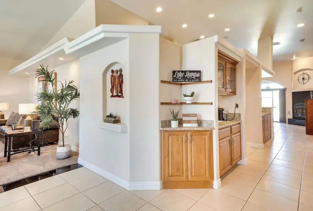Lake Havasu City Escape w/ Pool, Patio & Grill!