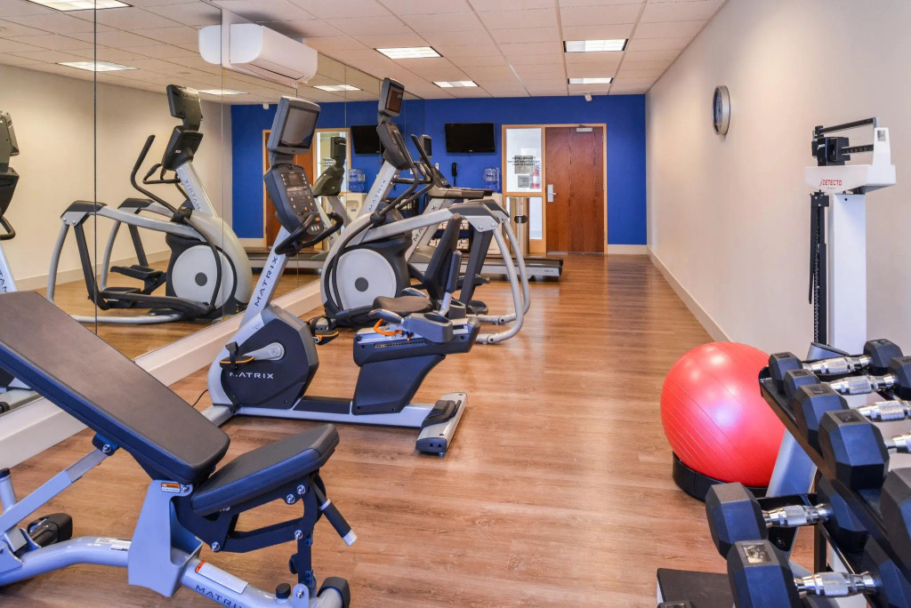 Holiday Inn Express Hotel & Suites Urbana-Champaign-U of I Area by IHG