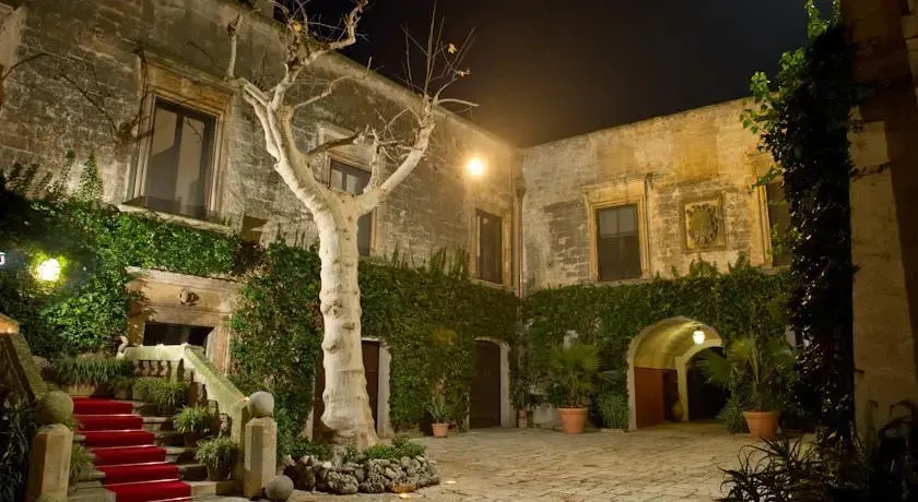 Castello Dentice di Frasso