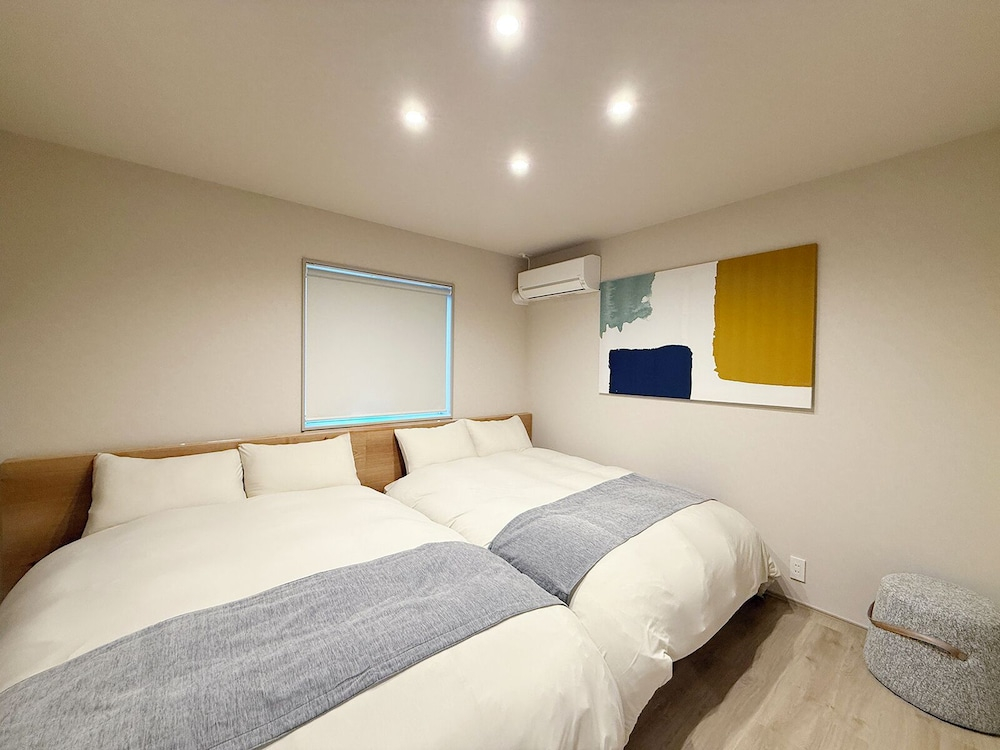 THE SAKAI SUITE by b hotel - New Spacious Apartments