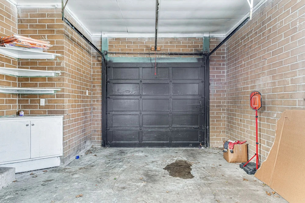 Modern Home ~ 6 Mi to Downtown Indy: Pets Welcome!