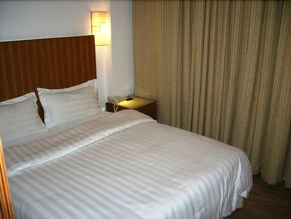 Yinhaigang Hotel