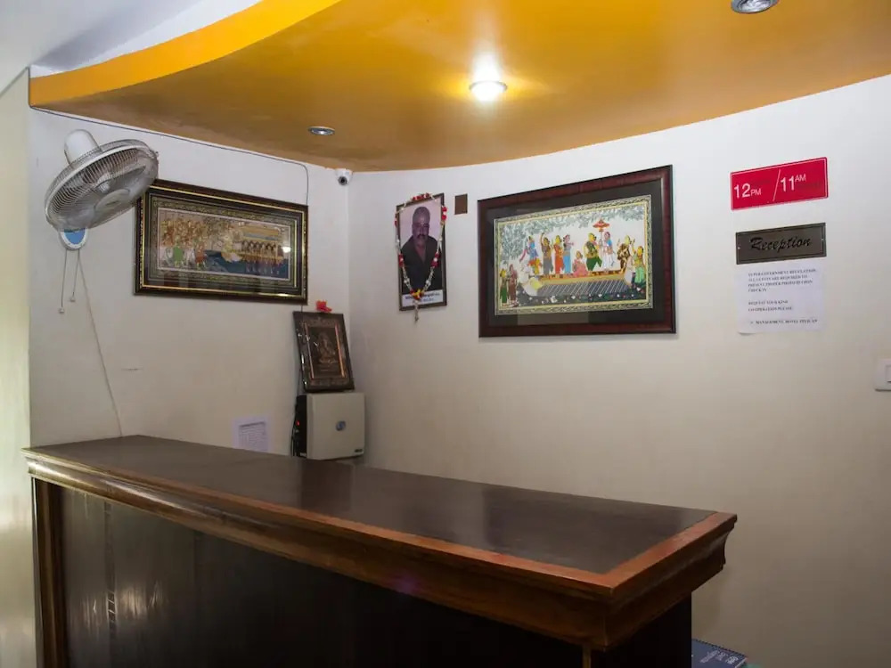 OYO Flagship 2338 Hotel Choice inn