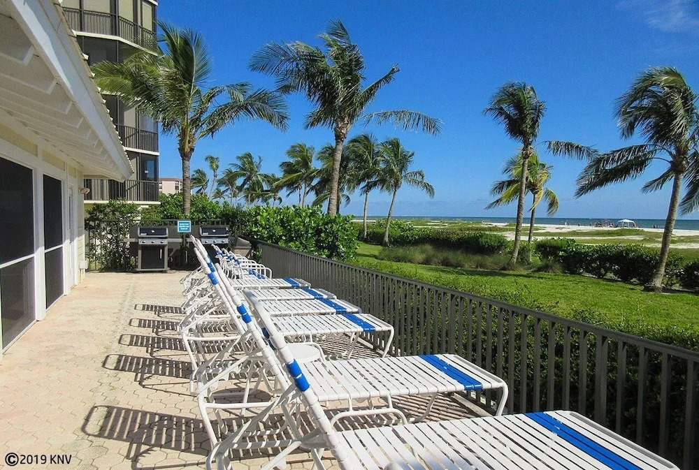 Riviera Club 406 2 Bedrooms 2 Bathrooms Condo