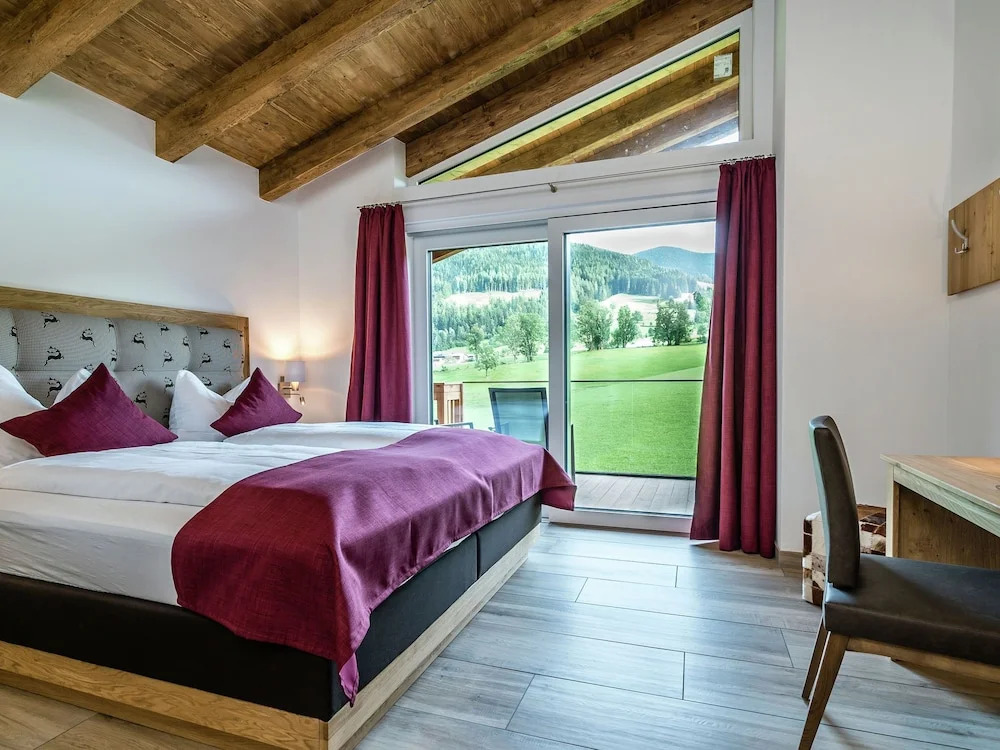 Luxurious Holiday Home With Sauna in Leogang