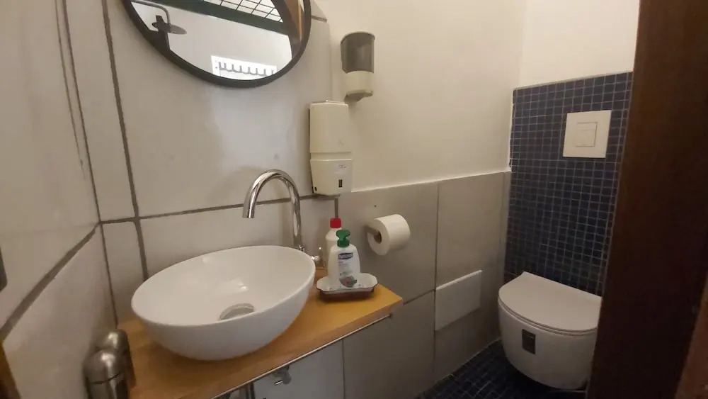 dimora aganoor business suite
