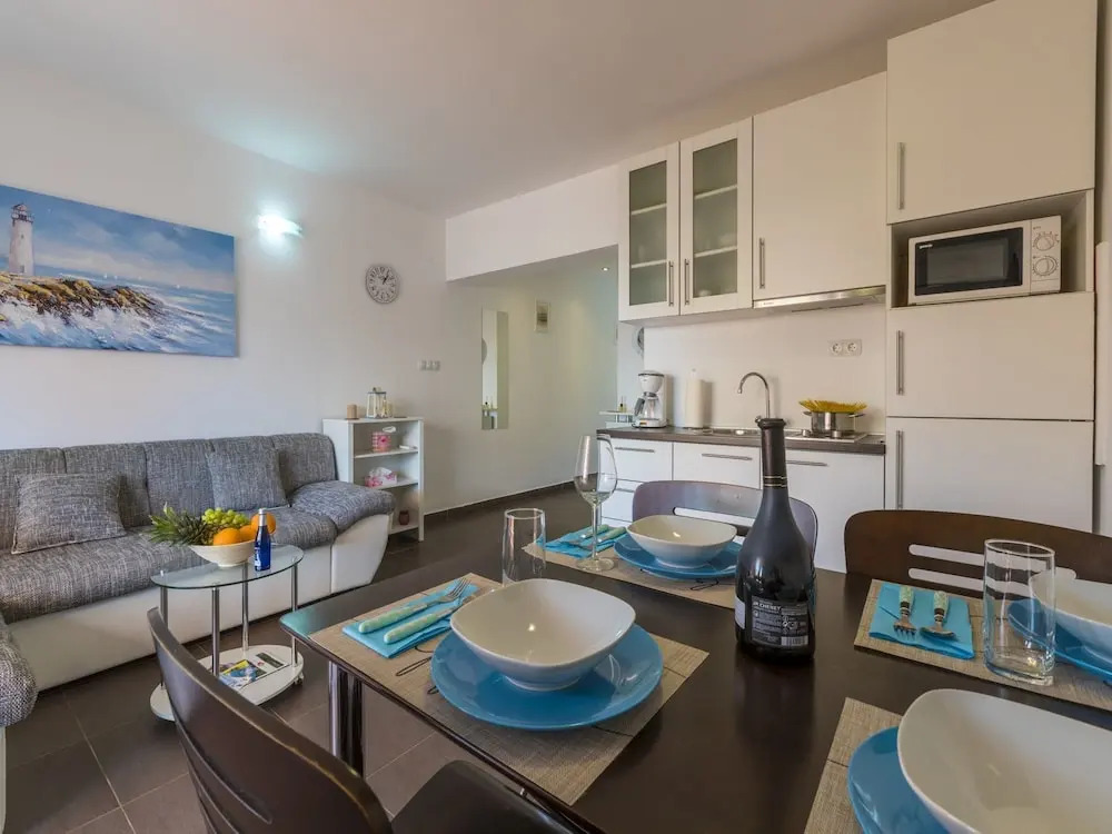 Apartments Tropez