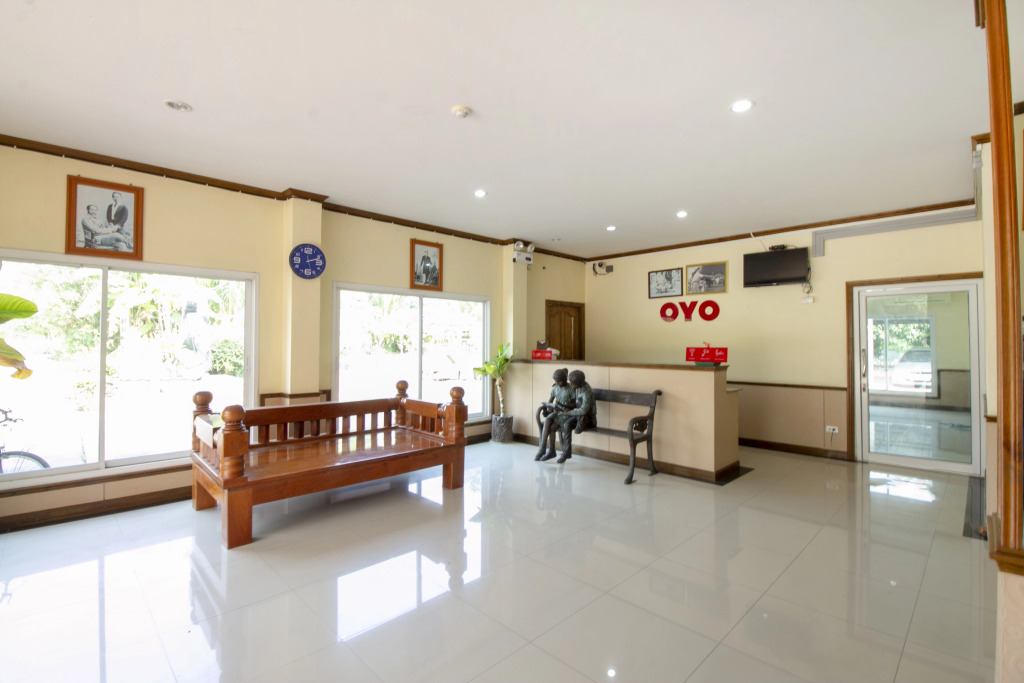 Train Hotel by Oyo Rooms